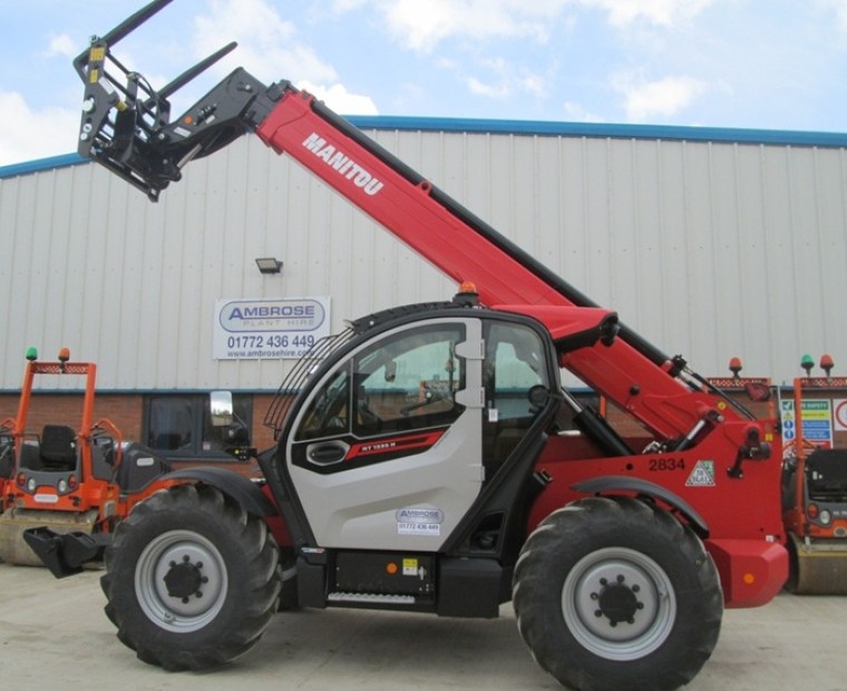MANITOU 12.5 M TELEHANDLER MT1335H